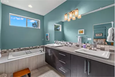 14440 SW Aiken Ln, Beaverton, OR 97005 - Photo 20