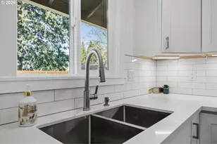 8705 SW 75th Ave, Portland, OR 97223 - Photo 18