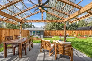 8705 SW 75th Ave, Portland, OR 97223 - Photo 4