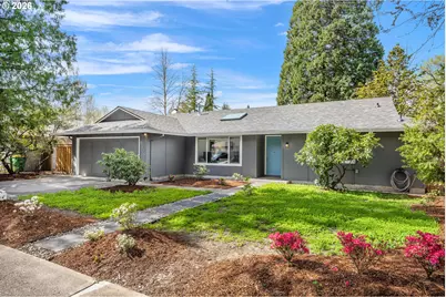 8705 SW 75th Ave, Portland, OR 97223 - Photo 2