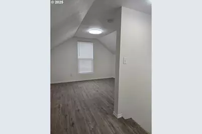 4070 Barger Dr, Eugene, OR 97402 - Photo 32