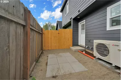 4070 Barger Dr, Eugene, OR 97402 - Photo 36