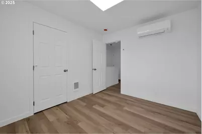 4070 Barger Dr, Eugene, OR 97402 - Photo 20