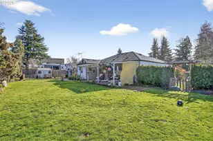 215 May St, Mount Angel, OR 97362 - Photo 36