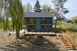 54027 Summers Ln, Milton-Freewater, OR 97862 - Photo 4