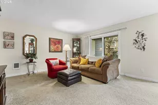 10960 SW Meadowbrook Dr, Tigard, OR 97224 - Photo 4