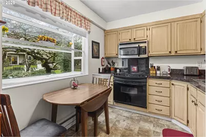 10960 SW Meadowbrook Dr #10, Tigard, OR 97224 - Photo 10