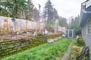 920 Filbert St, Brownsville, OR 97327 - Photo 28