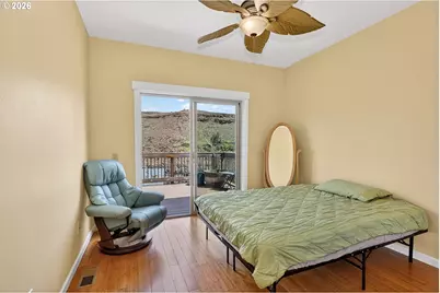 499 1st St, Maupin, OR 97037 - Photo 20