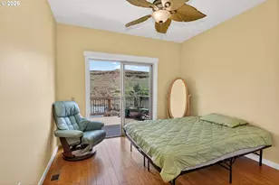 499 1st St, Maupin, OR 97037 - Photo 18