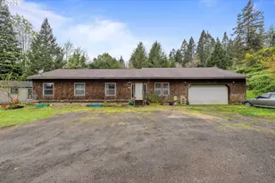 93751 Coos-Sumner Ln, Coos Bay, OR 97420 - Photo 2