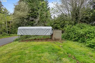 93751 Coos-Sumner Ln, Coos Bay, OR 97420 - Photo 38