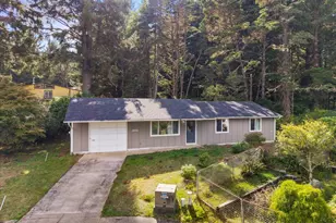 1942 SW Galley Ct, Lincoln City, OR 97367 - Photo 2