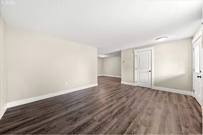 1942 SW Galley Ct, Lincoln City, OR 97367 - Photo 10
