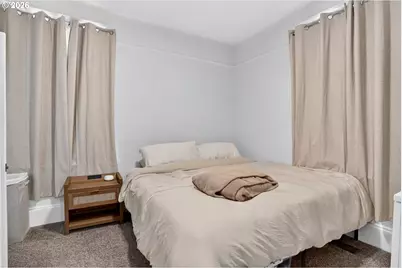 4836 N Albina Ave, Portland, OR 97217 - Photo 14