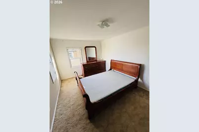 3800 E St, Springfield, OR 97478 - Photo 8