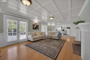 27730 Erickson Rd, Eugene, OR 97402 - Photo 12