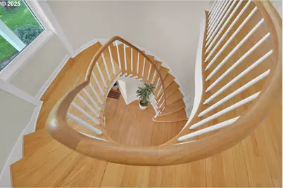 27730 Erickson Rd, Eugene, OR 97402 - Photo 30