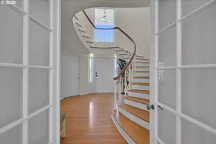 27730 Erickson Rd, Eugene, OR 97402 - Photo 16