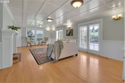 27730 Erickson Rd, Eugene, OR 97402 - Photo 8