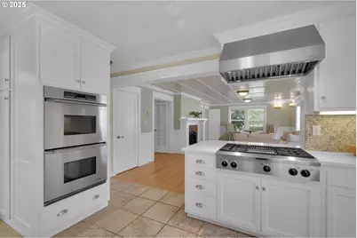 27730 Erickson Rd, Eugene, OR 97402 - Photo 6