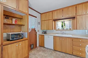 935 NE Hwy 20, Toledo, OR 97391 - Photo 12