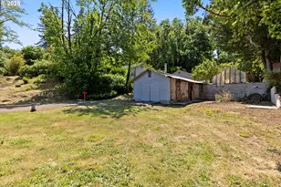 935 NE Hwy 20, Toledo, OR 97391 - Photo 26