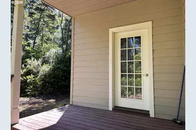 87989 Kelsie Way, Florence, OR 97439 - Photo 32