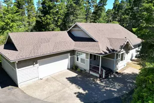 87989 Kelsie Way, Florence, OR 97439 - Photo 2