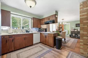 1990 W 18th Ave, Eugene, OR 97402 - Photo 10