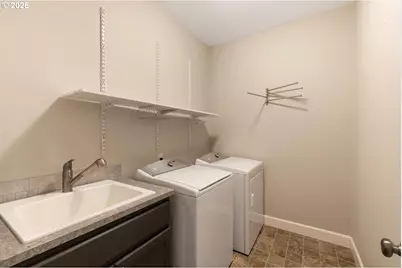 11901 NE 56th Ave, Vancouver, WA 98686 - Photo 6
