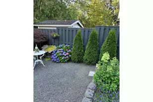 1288 NE Margeaux Pl, Hillsboro, OR 97124 - Photo 28