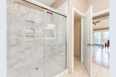 21075 S Highway 99E, Oregon City, OR 97045 - Photo 18