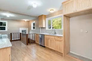 21075 S Hwy 99 E, Oregon City, OR 97045 - Photo 8