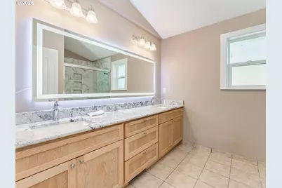 21075 S Highway 99E, Oregon City, OR 97045 - Photo 18