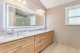 21075 S Hwy 99 E, Oregon City, OR 97045 - Photo 18