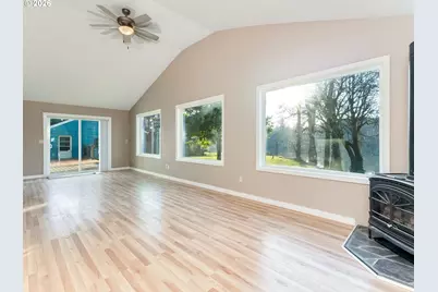 21075 S Highway 99E, Oregon City, OR 97045 - Photo 24