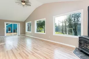 21075 S Hwy 99 E, Oregon City, OR 97045 - Photo 24