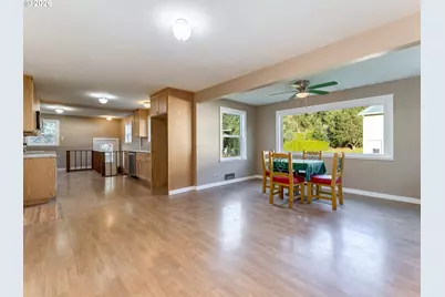 21075 S Highway 99E, Oregon City, OR 97045 - Photo 6