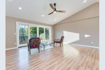 21075 S Highway 99E, Oregon City, OR 97045 - Photo 20