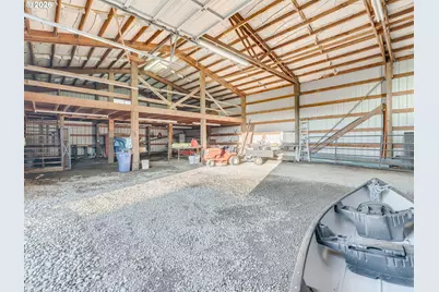 21075 S Highway 99E, Oregon City, OR 97045 - Photo 42