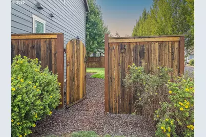 12725 Aspenwood Ln, Oregon City, OR 97045 - Photo 32