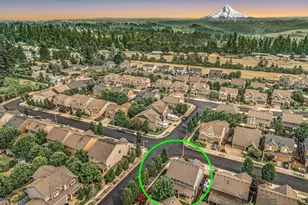 12725 Aspenwood Ln, Oregon City, OR 97045 - Photo 4