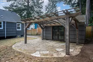 4207 NE 77th Ave, Portland, OR 97218 - Photo 24