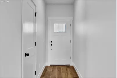 3238 NW 23rd Ave, Albany, OR 97321 - Photo 2