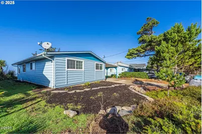 4601 SW Coast Ave, Lincoln City, OR 97367 - Photo 20