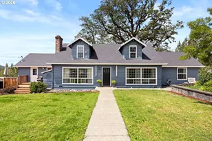 905 NE 3rd St, Oakland, OR 97462 - Photo 4