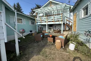 884 S 7th St, Coos Bay, OR 97420 - Photo 36