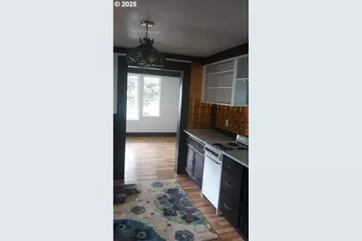 884 S 7th St, Coos Bay, OR 97420 - Photo 44