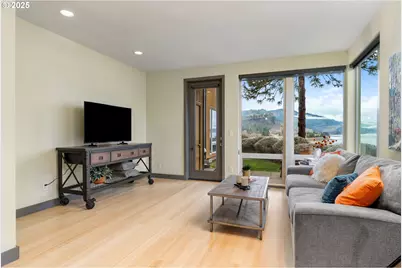 22 Mosier Creek Pl #22, Mosier, OR 97040 - Photo 10